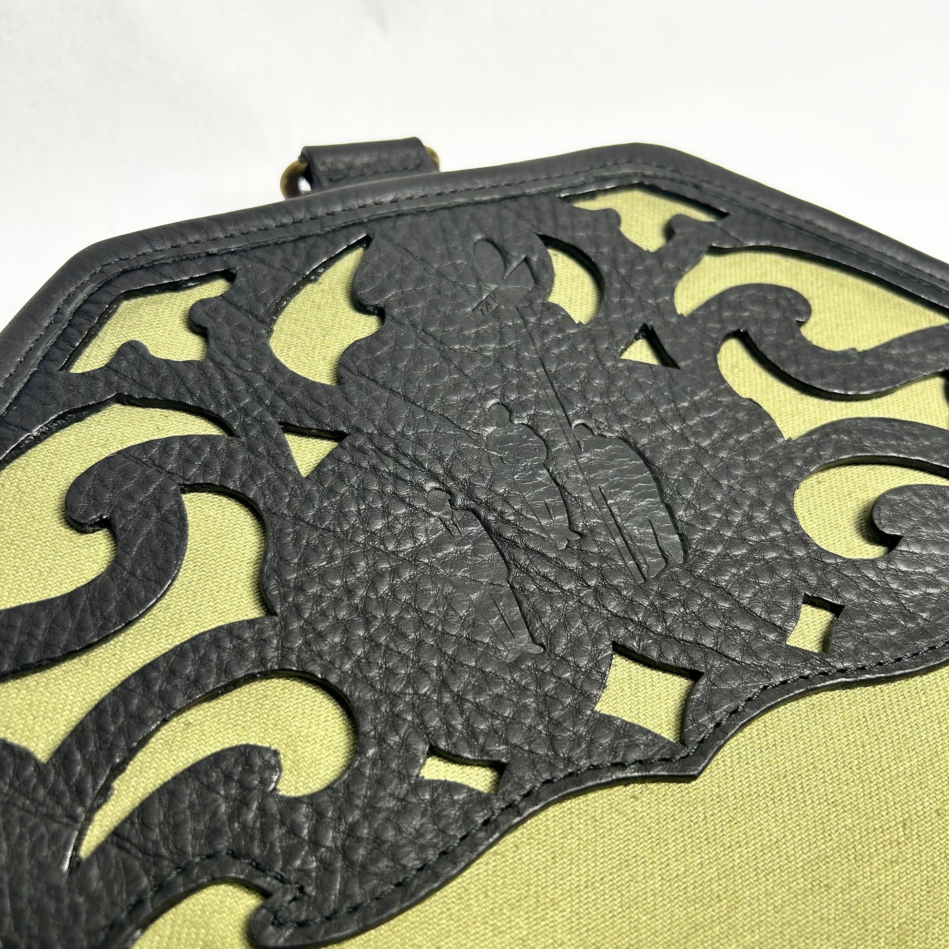Holloway Bag - Pebble Cow Hide in Black